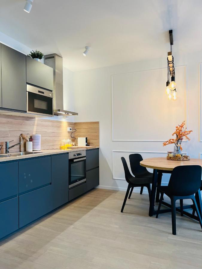 Ljupka - - With Private Free Parking Apartment