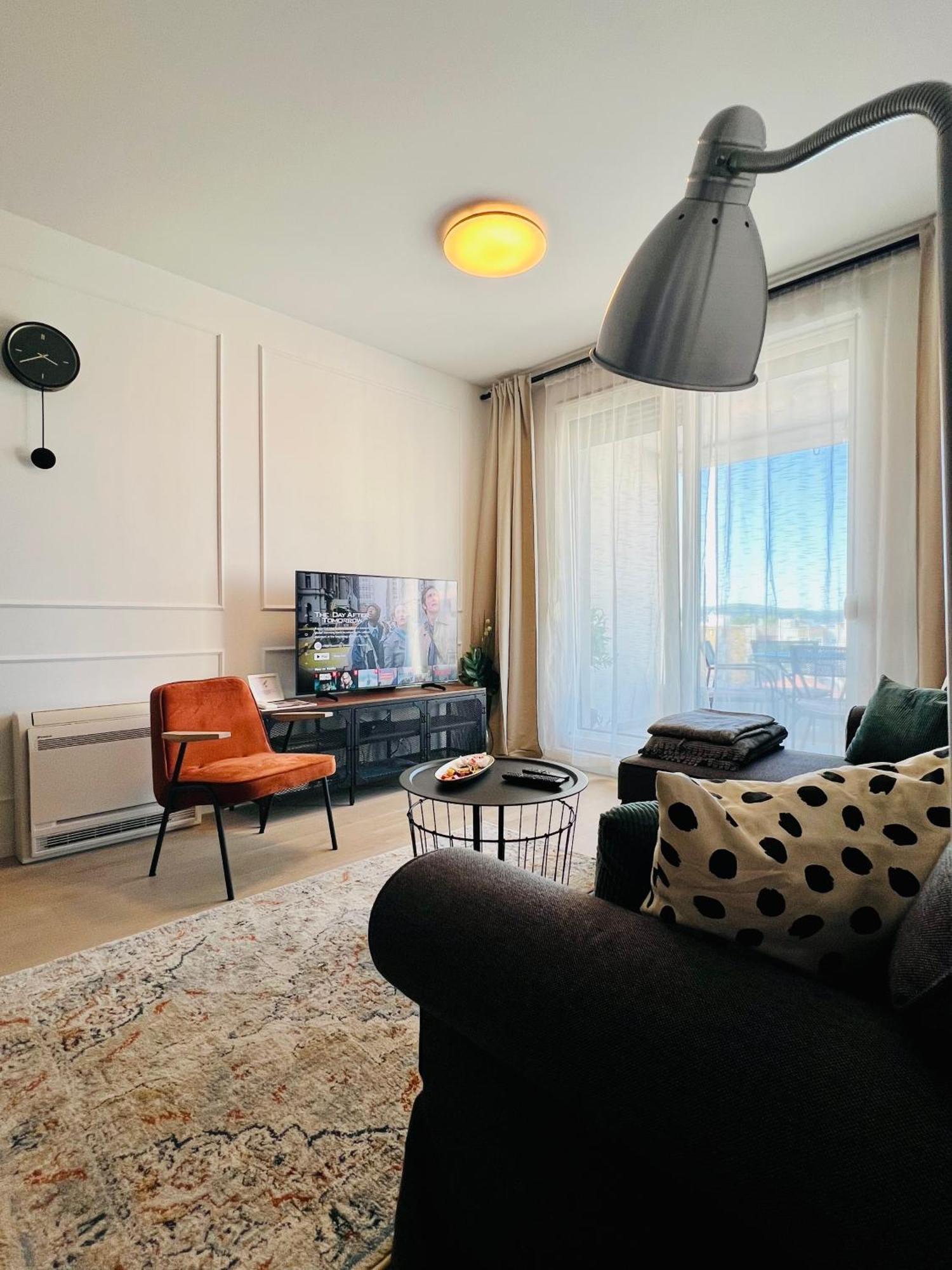 Apartment Ljupka - - With Private Free Parking *